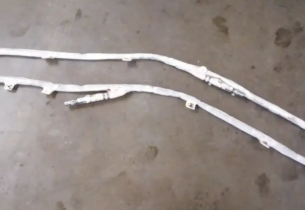 1K08880742A штора подушек безопасности Volkswagen Scirocco 2009