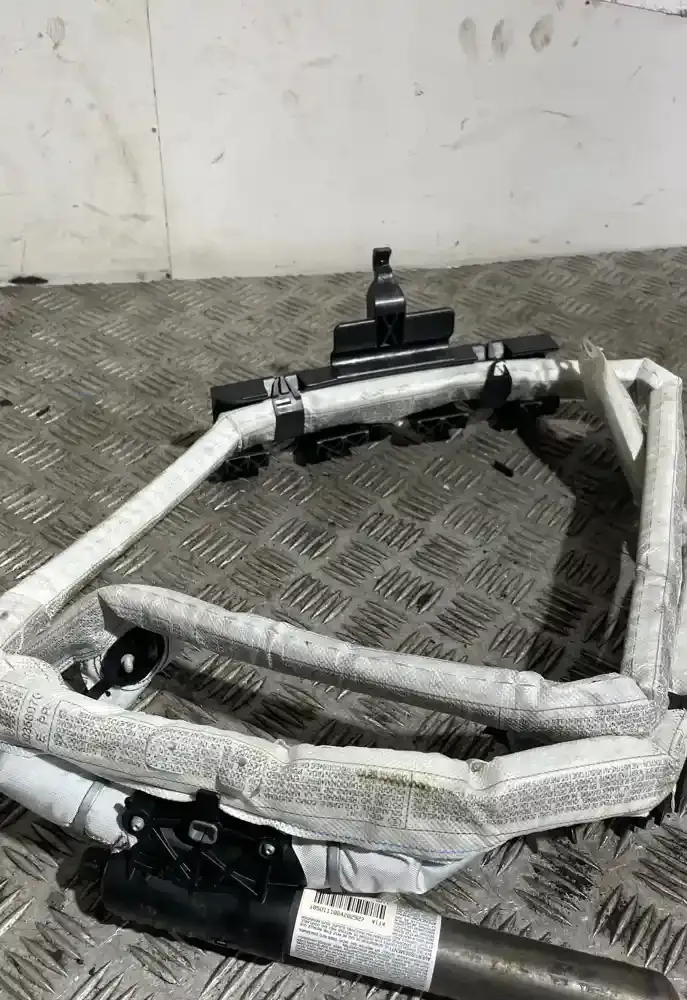 30355250L штора подушок безпеки BMW 1 E81 E87 2007