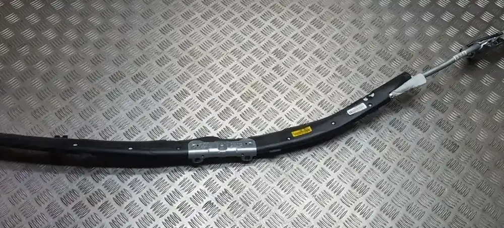 305332899ZZZ штора подушек безопасности Opel Vectra C 2004