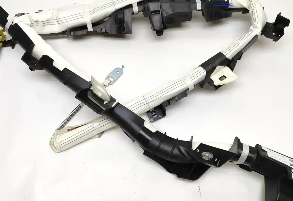 VJB1X0119PC2 штора подушок безпеки Toyota RAV 4 (XA50) 2020