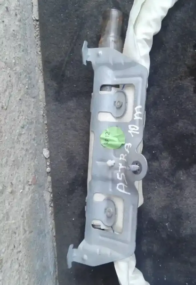N11A056111 штора подушок безпеки Opel Astra J 2010