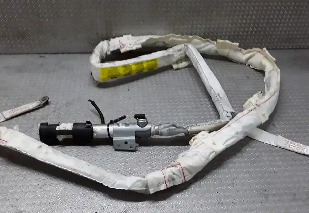 85706147804G штора подушек безопасности BMW 5 E60 E61 2005