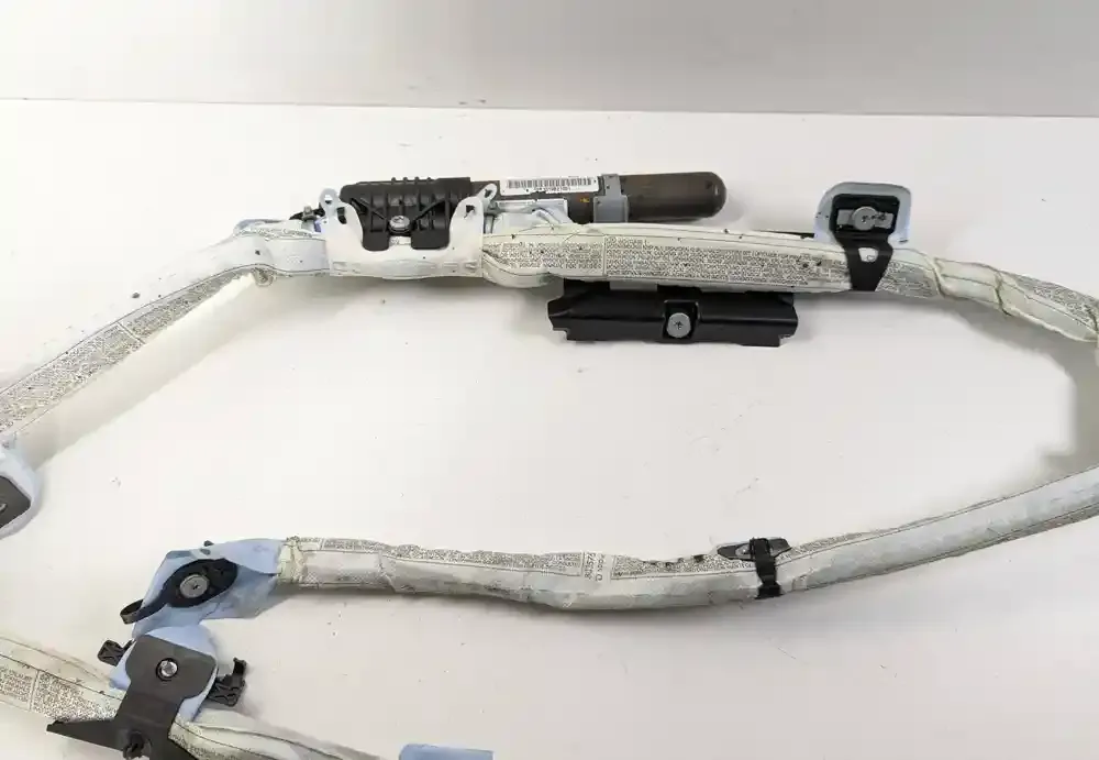 30380424E штора подушок безпеки BMW 3 E90 E91 2008