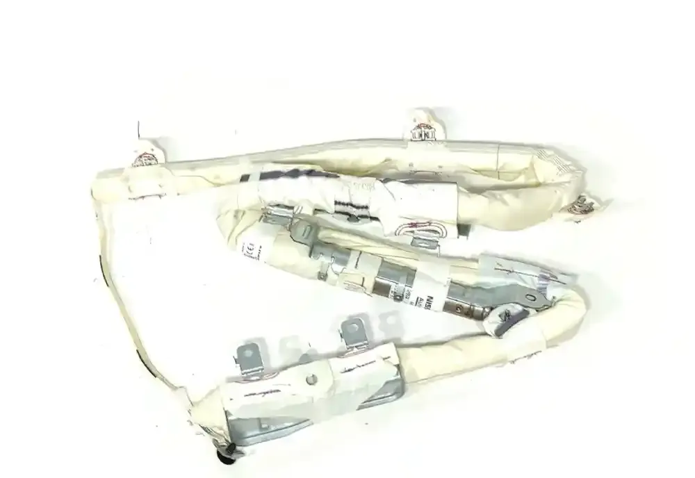 E16356761 штора подушок безпеки Nissan Micra K14 2017