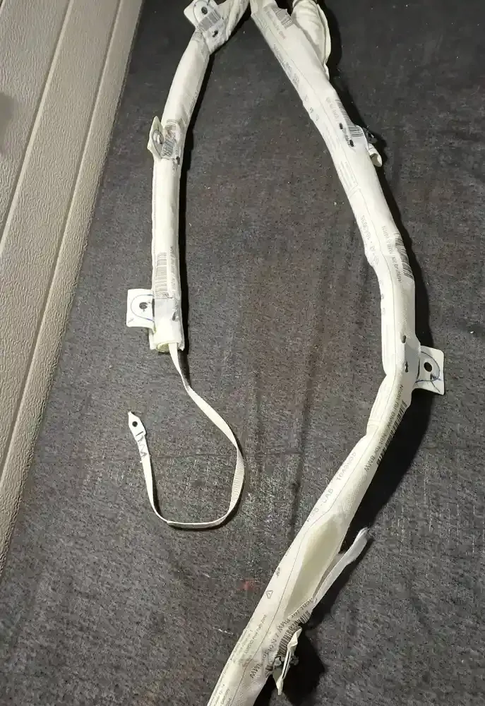 17B243105882 штора подушок безпеки BMW 5 G30 G31 2017