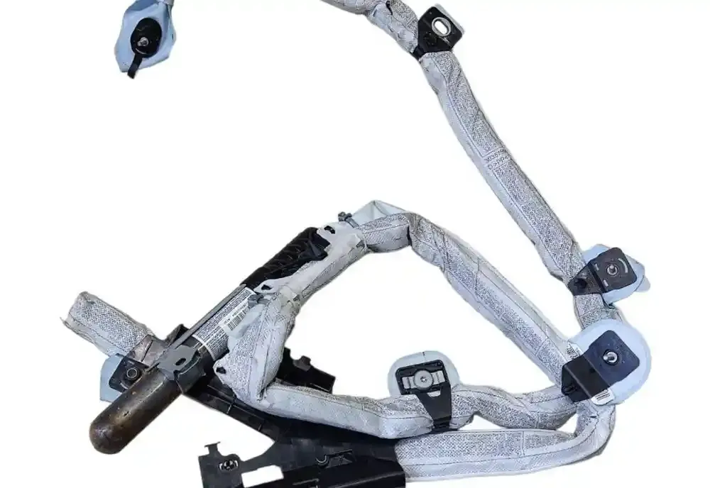 024899 штора подушек безопасности BMW 3 E90 E91 2011