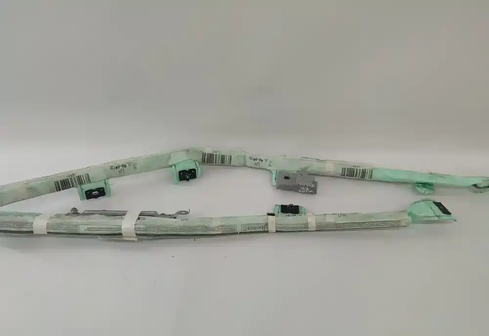 A2058600402 штора подушек безопасности Mercedes-Benz C W205 2015