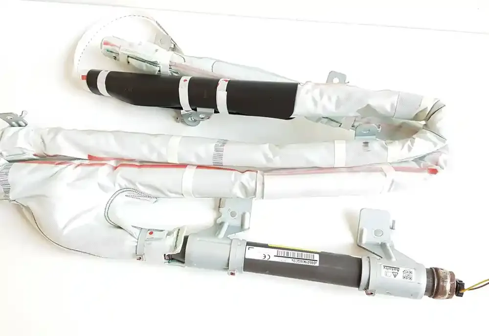 B984YMJAGC31 штора подушок безпеки Mitsubishi Outlander 2014