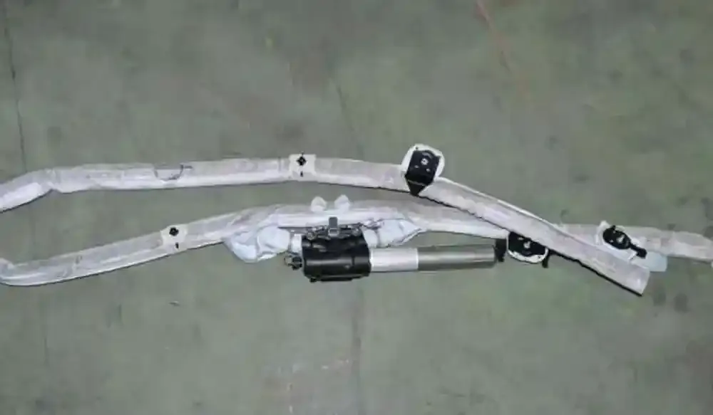 111513 штора подушок безпеки BMW 1 E82 E88 2007
