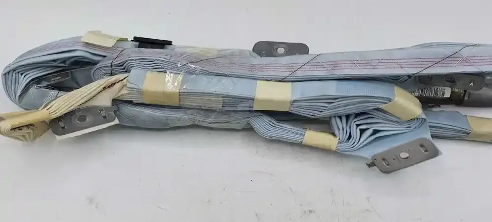 410769006Q43 штора подушек безопасности Toyota Prius (XW20) 2006