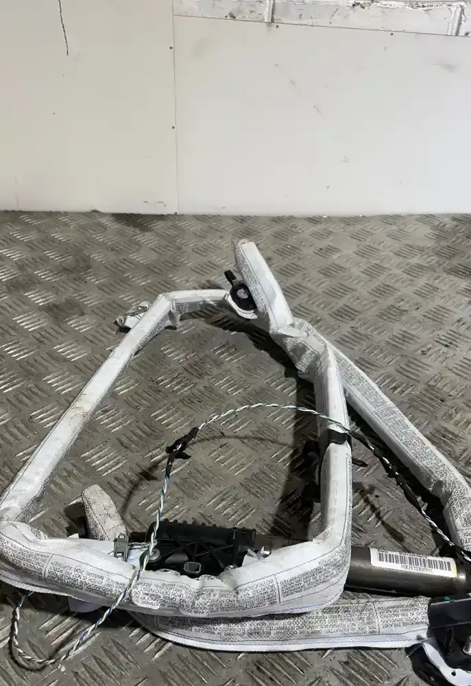 303552501 штора подушок безпеки BMW 1 E81 E87 2010