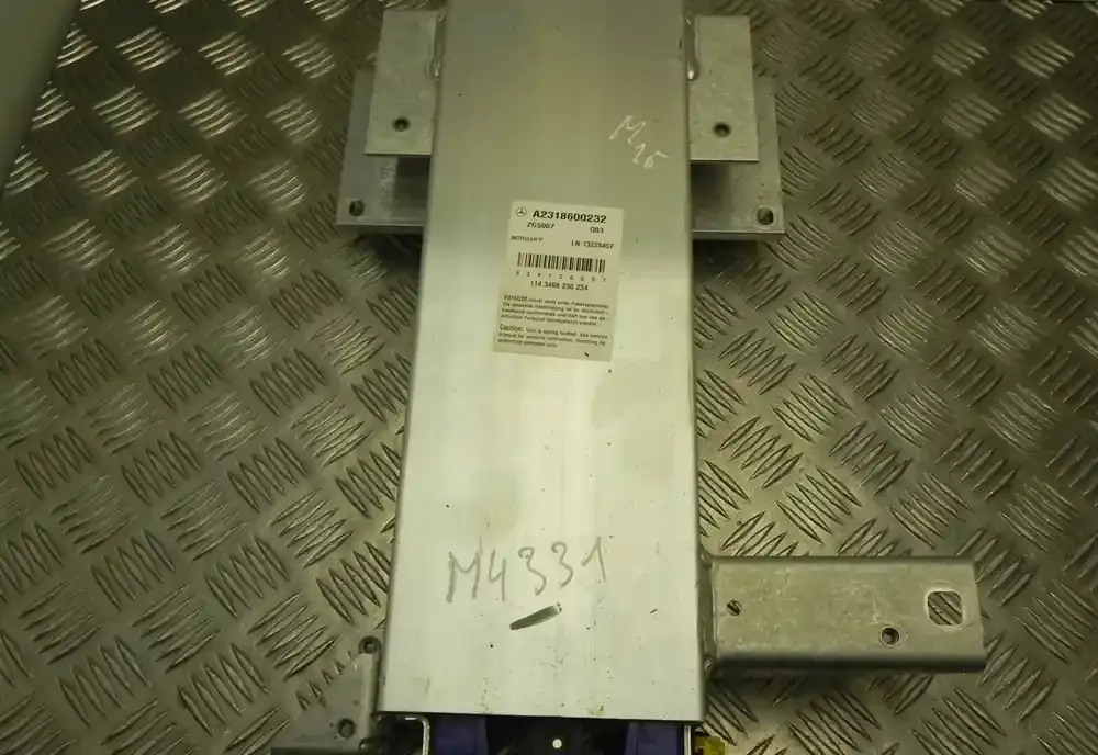 M4331 штора подушок безпеки Mercedes-Benz SL R231 2015