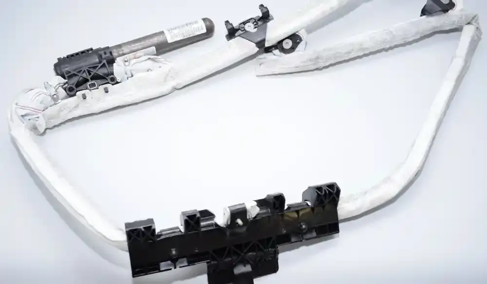 9132878 штора подушок безпеки BMW 1 E81 E87 2010