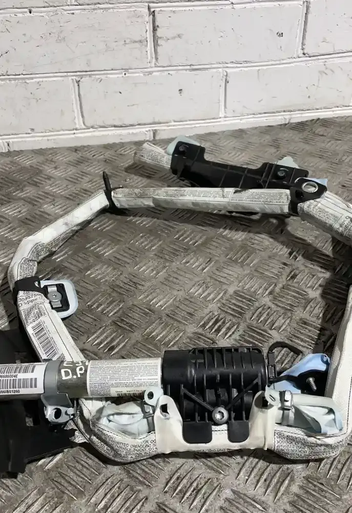 08B1661B01260 штора подушек безопасности BMW 3 E90 E91 2007