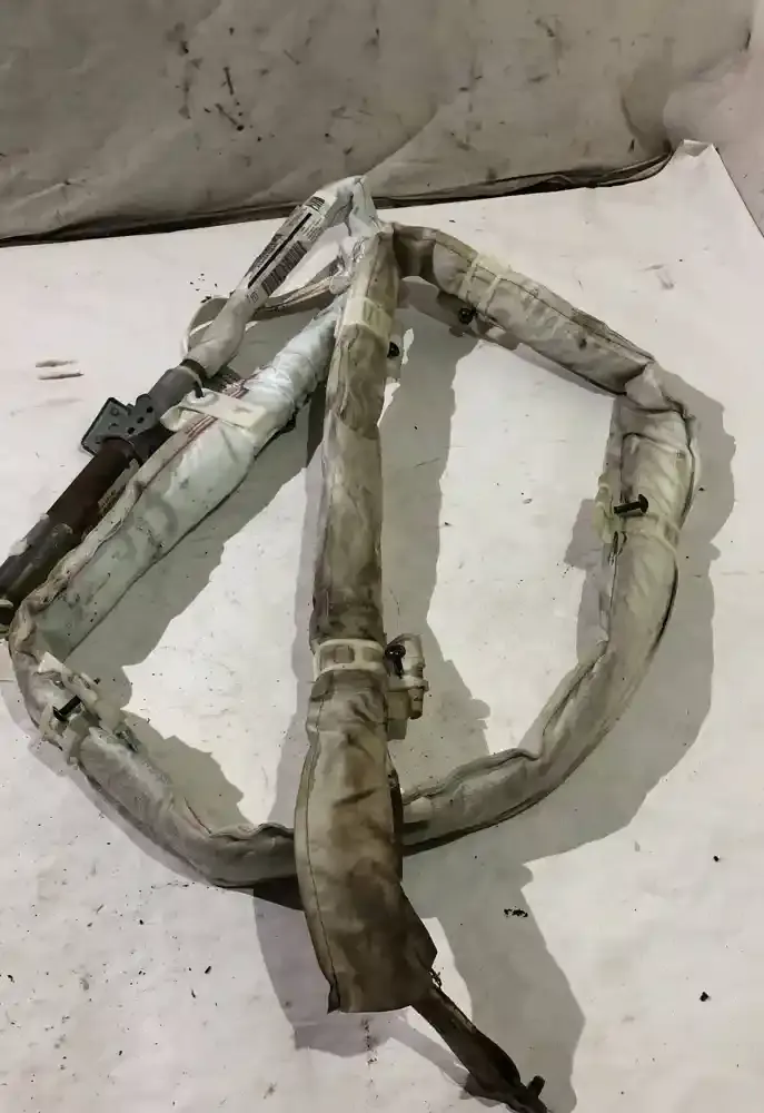 8569247604H штора подушок безпеки BMW 5 E60 E61 2006