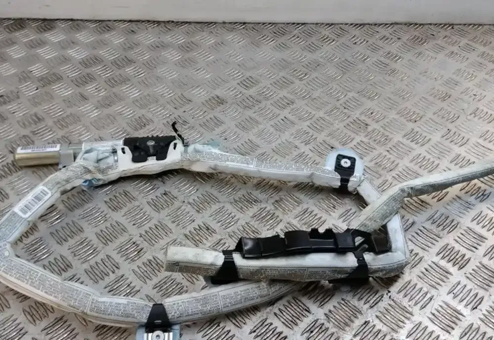 6686004 штора подушок безпеки BMW 3 E90 E91 2008