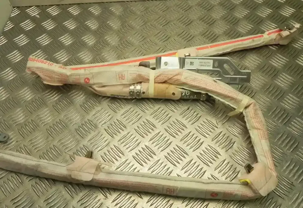 M3748 штора подушок безпеки BMW 7 F01 F02 F03 F04 2011