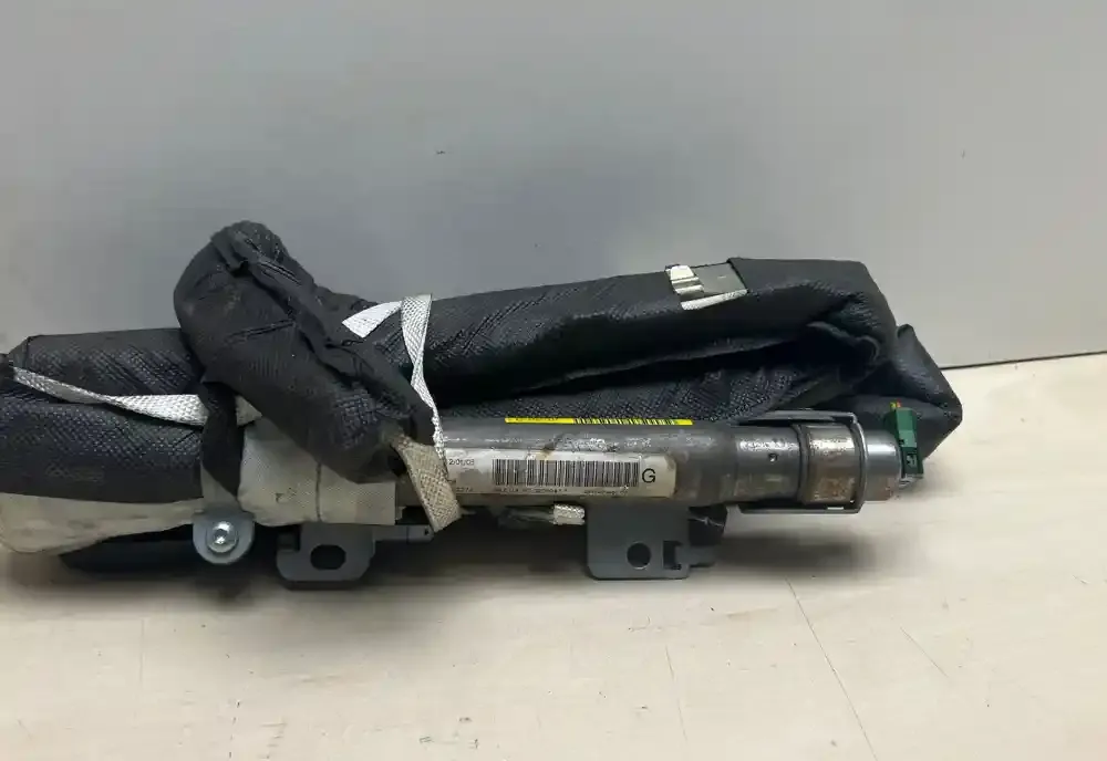Y0206947 штора подушок безпеки Peugeot 407 2006