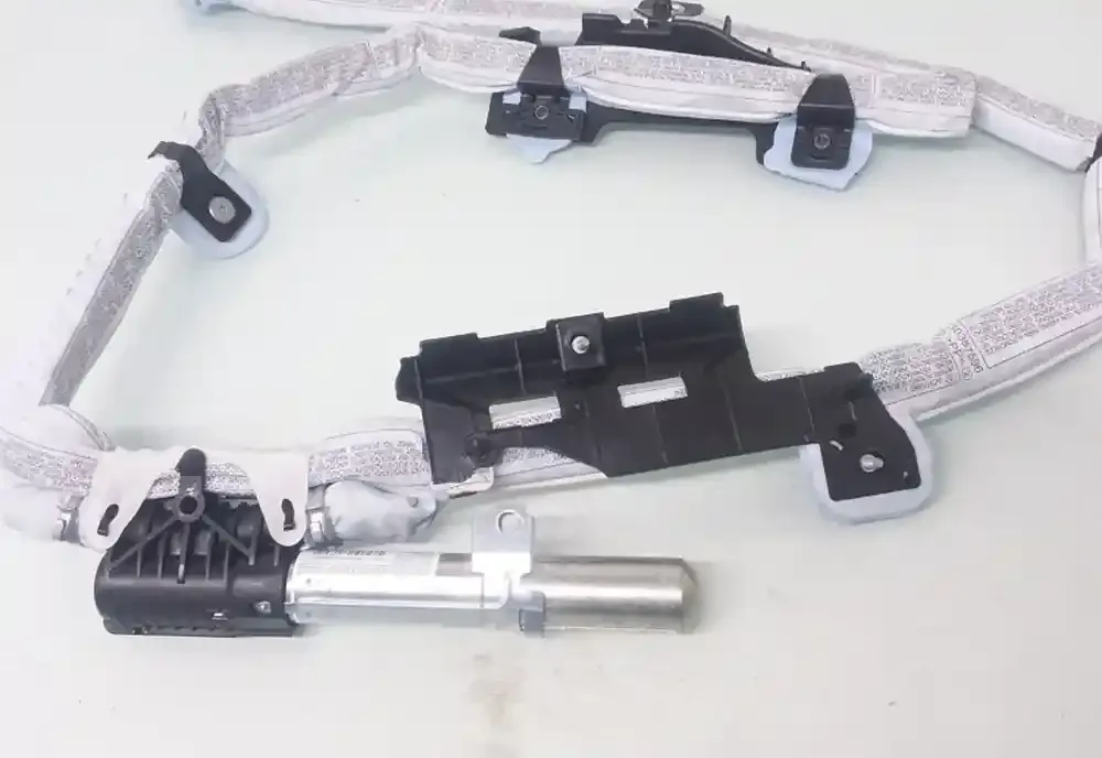 08B110IB0190U штора подушок безпеки BMW 3 E90 E91 2008