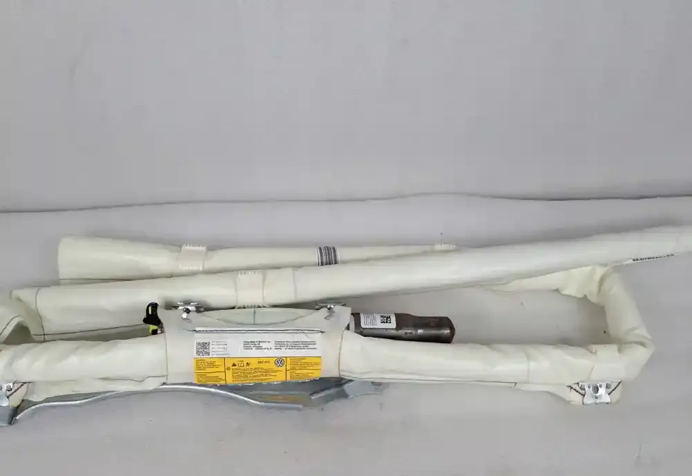 1K9880742E штора подушек безопасности Volkswagen Golf VI 2008