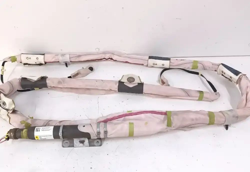 P05057626AI штора подушок безпеки Dodge Grand Caravan 2015