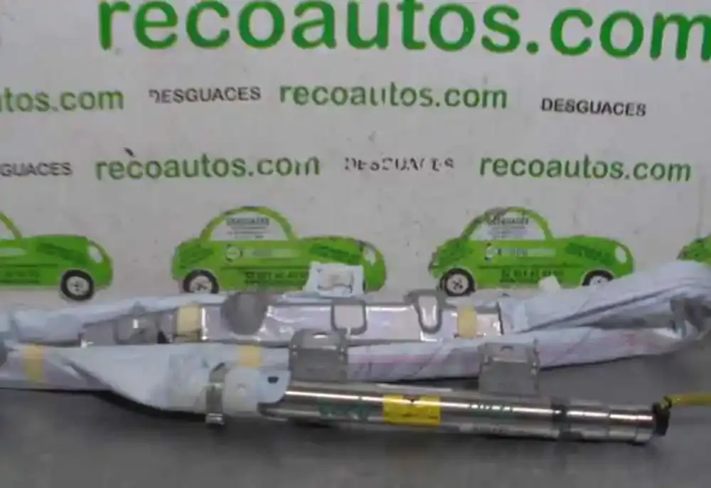 1J1633212QA2 штора подушек безопасности Toyota Auris E210 2007