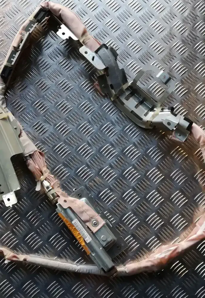 WYM2N018750 штора подушек безопасности Subaru Outback 2011
