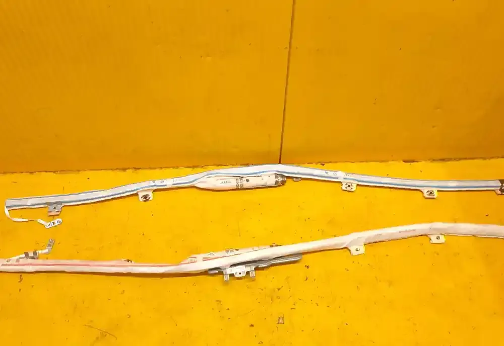 6449810 штора подушок безпеки BMW 5 F10 F11 2011
