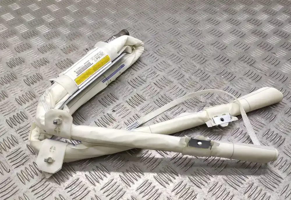 RBRB0840364 штора подушек безопасности Opel Meriva B 2011