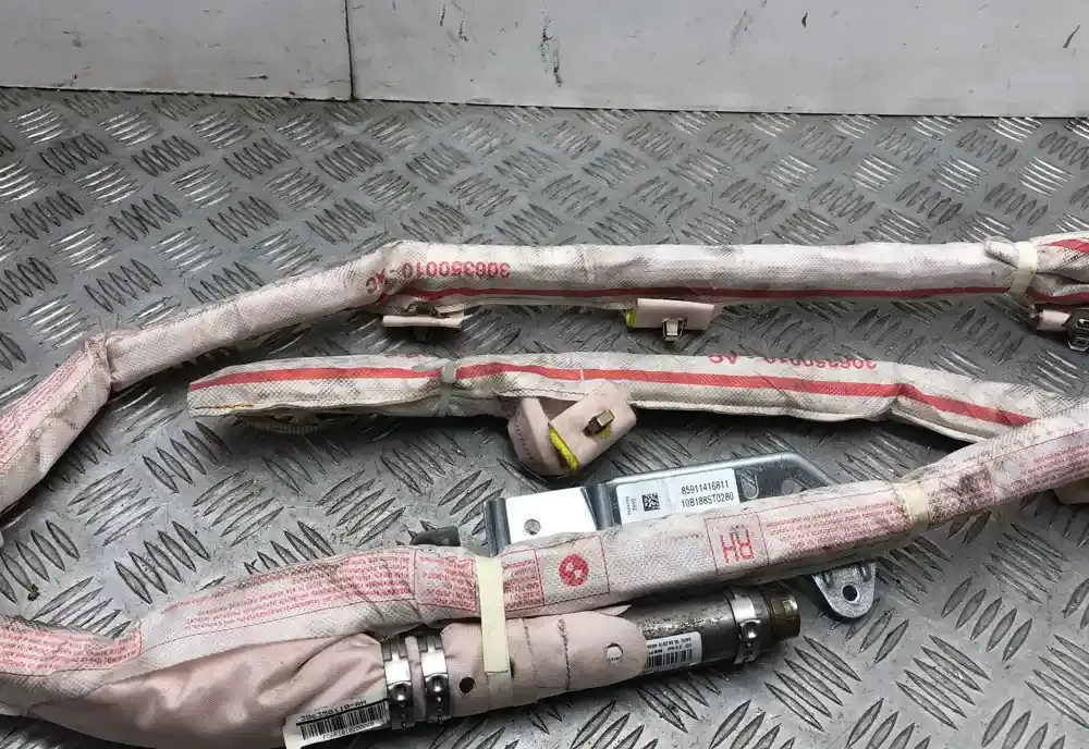 85911416811 штора подушек безопасности BMW 7 F01 F02 F03 F04 2010