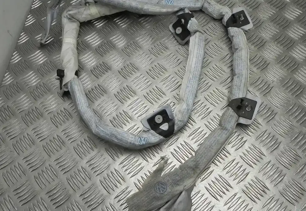 M4447 штора подушок безпеки Volkswagen PASSAT B6 2005
