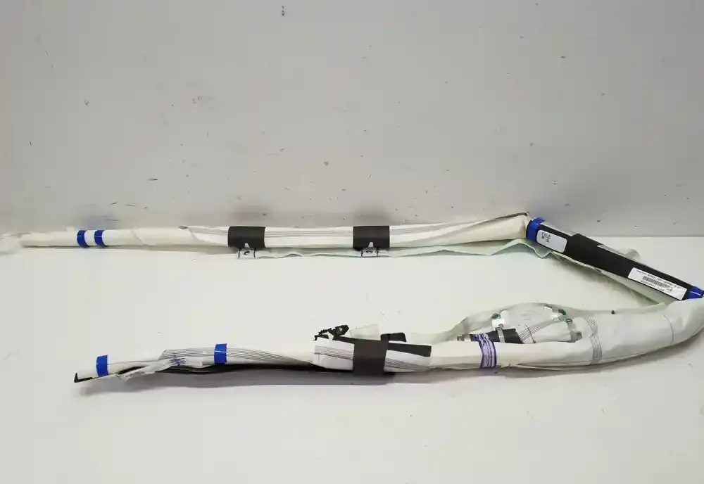 HS7354042D95AF штора подушек безопасности Ford Fusion II 2017