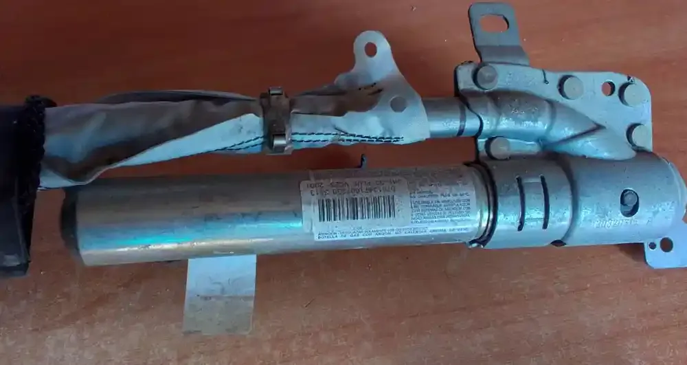 333333335765 штора подушок безпеки Ford Mondeo Mk III 2001