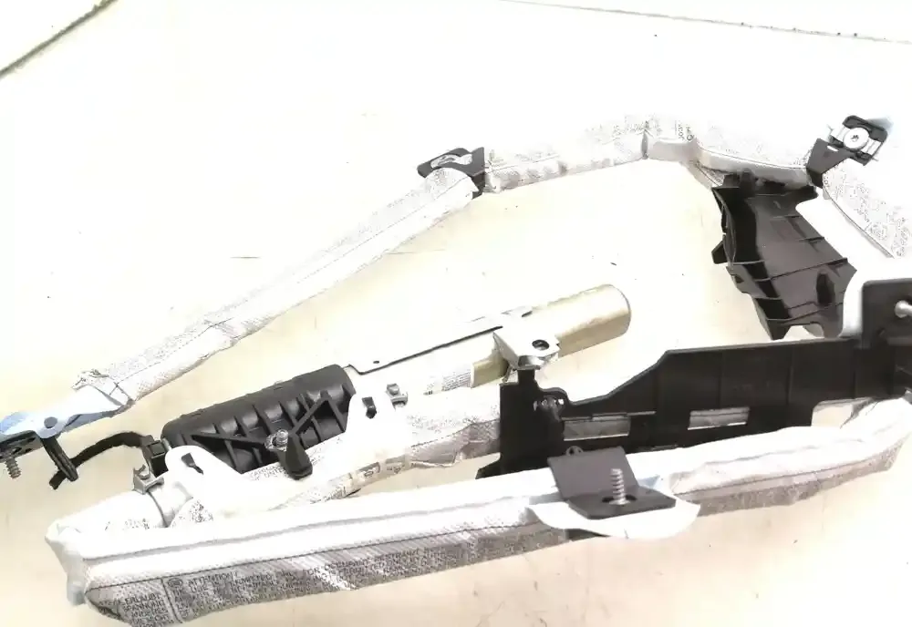 05B301IB3978A штора подушек безопасности BMW 3 E90 E91 2005