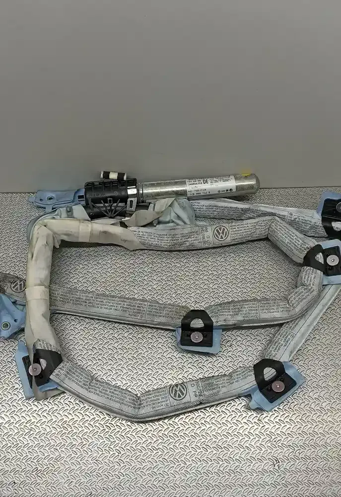 1015218020141 штора подушек безопасности Volkswagen PASSAT B6 2006