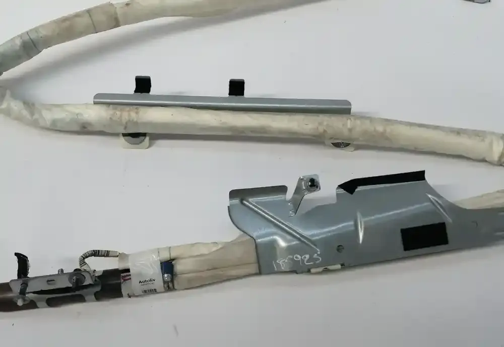 LR005925 штора подушок безпеки Land Rover Freelander 2 - LR2 2007