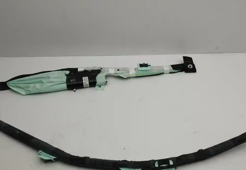 16B349GT0405 штора подушок безпеки BMW i3 2017