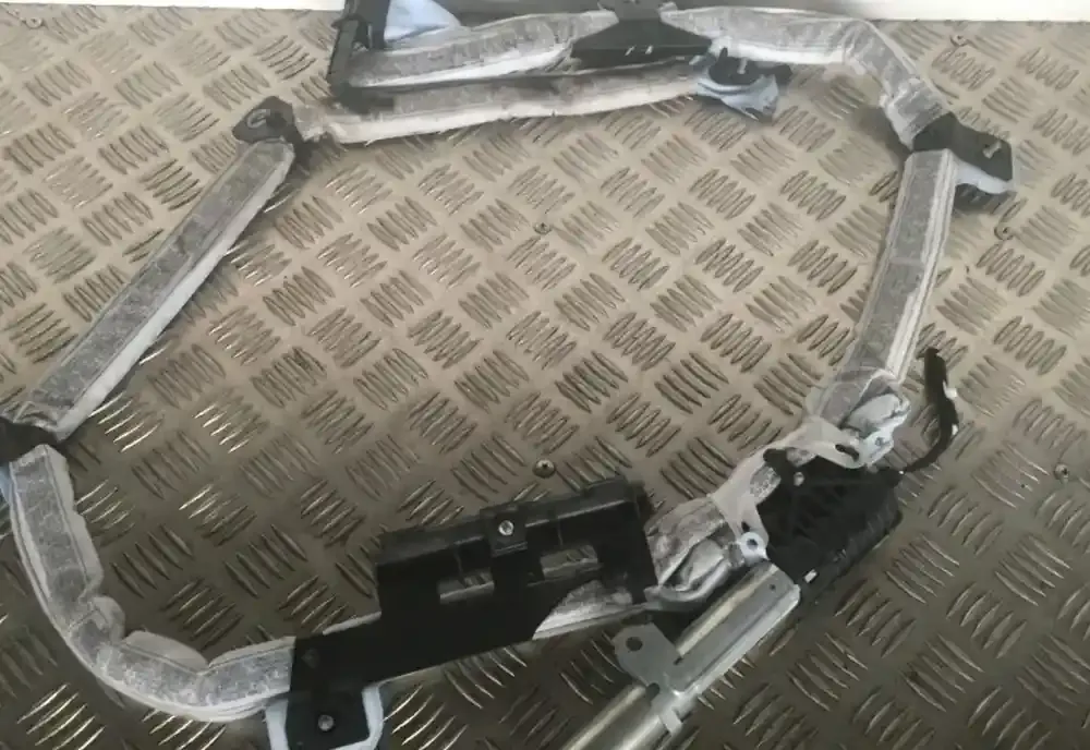 85711795209 штора подушок безпеки BMW 3 E90 E91 2006