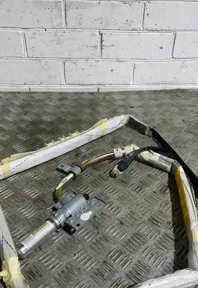 84826715707L штора подушок безпеки BMW X5 E53 2006