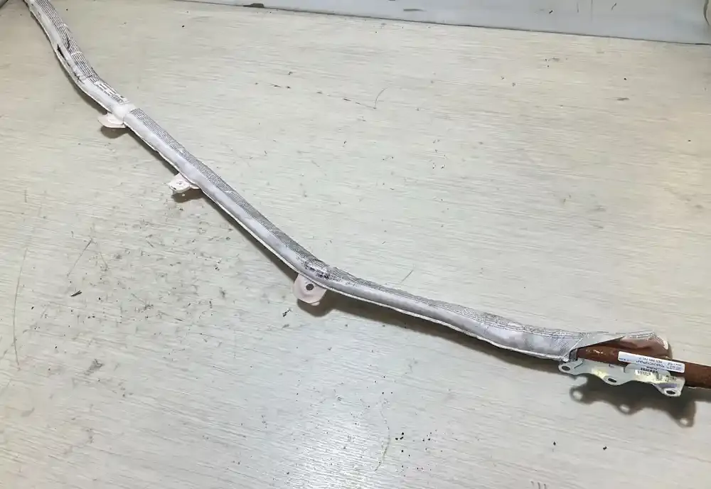 048UHC13PNA4 штора подушек безопасности Audi A4 S4 B7 8E 8H 2007