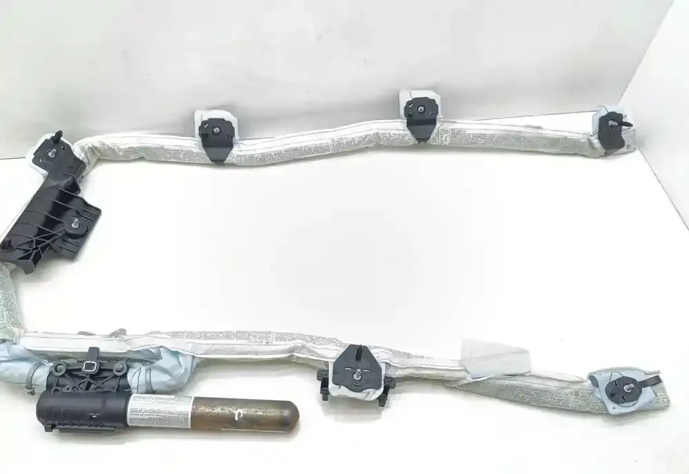 856956484128 штора подушек безопасности BMW 1 E81 E87 2009