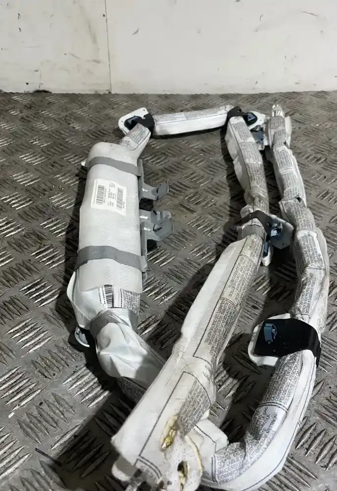 84918222515D штора подушок безпеки BMW X3 F25 2012