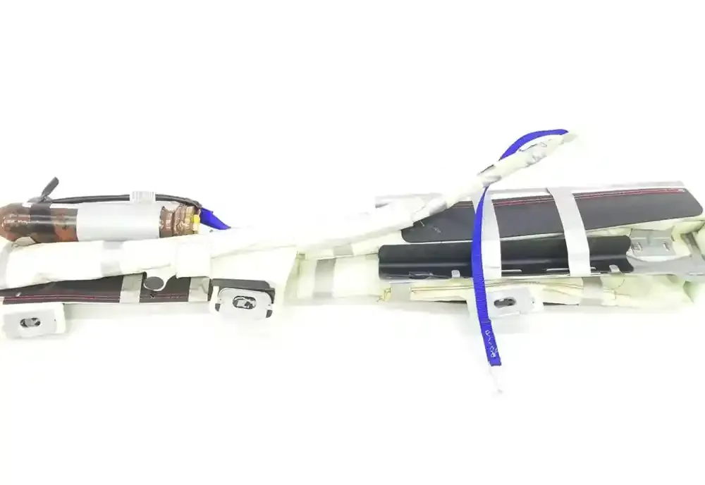 52029410AB штора подушок безпеки Jeep Cherokee 2010
