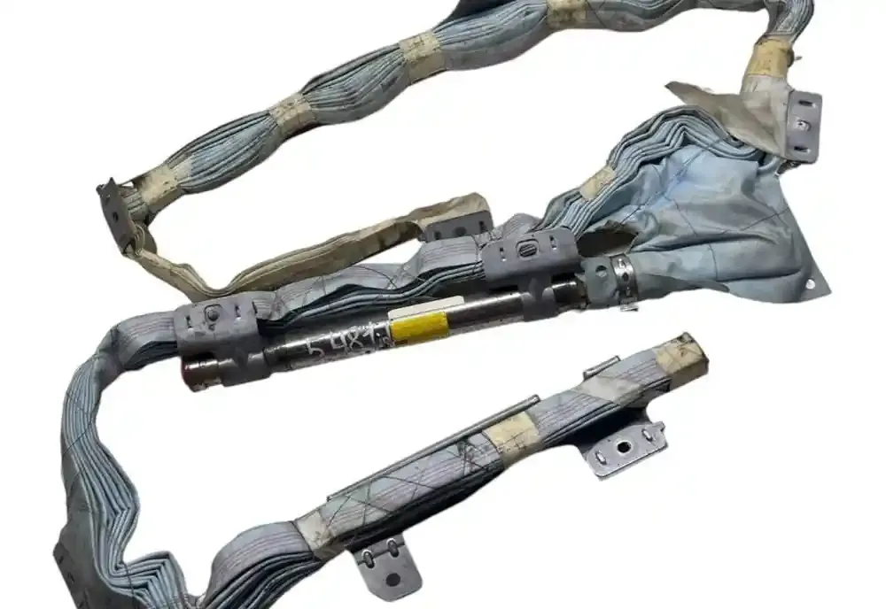 GK7064052 штора подушек безопасности Lexus IS 220D-250-350 2007