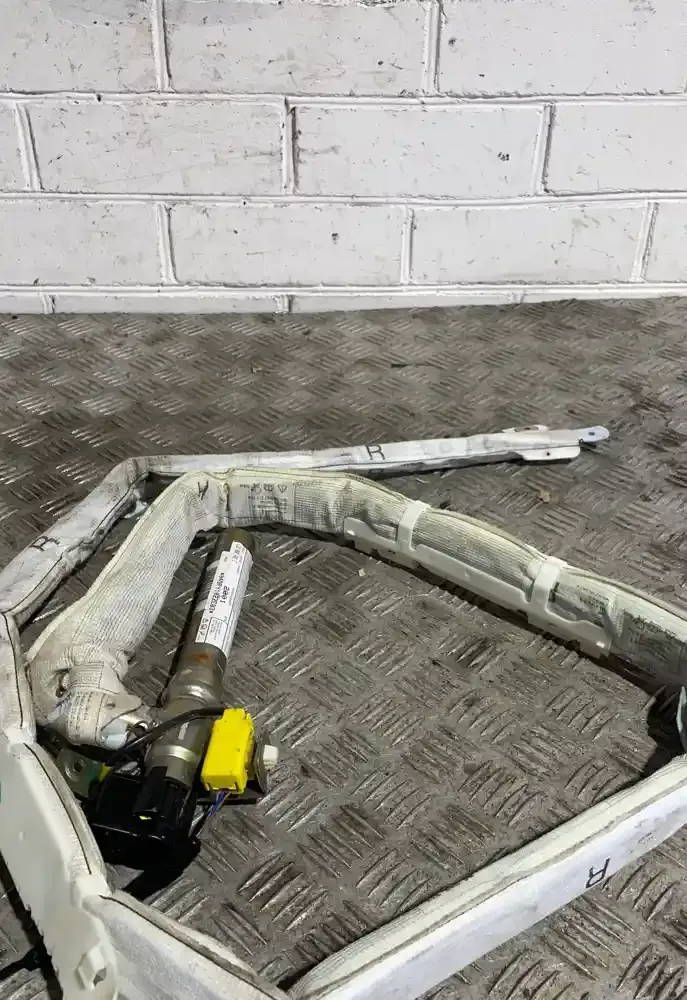 1J6880742E штора подушок безпеки Audi A3 S3 8L 1998