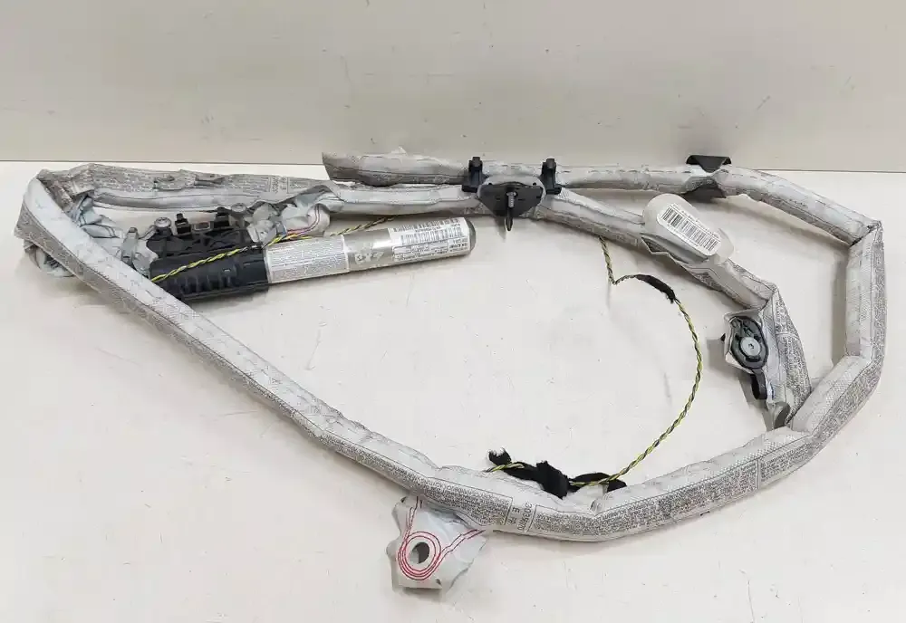 30355249B штора подушок безпеки BMW 1 E81 E87 2007