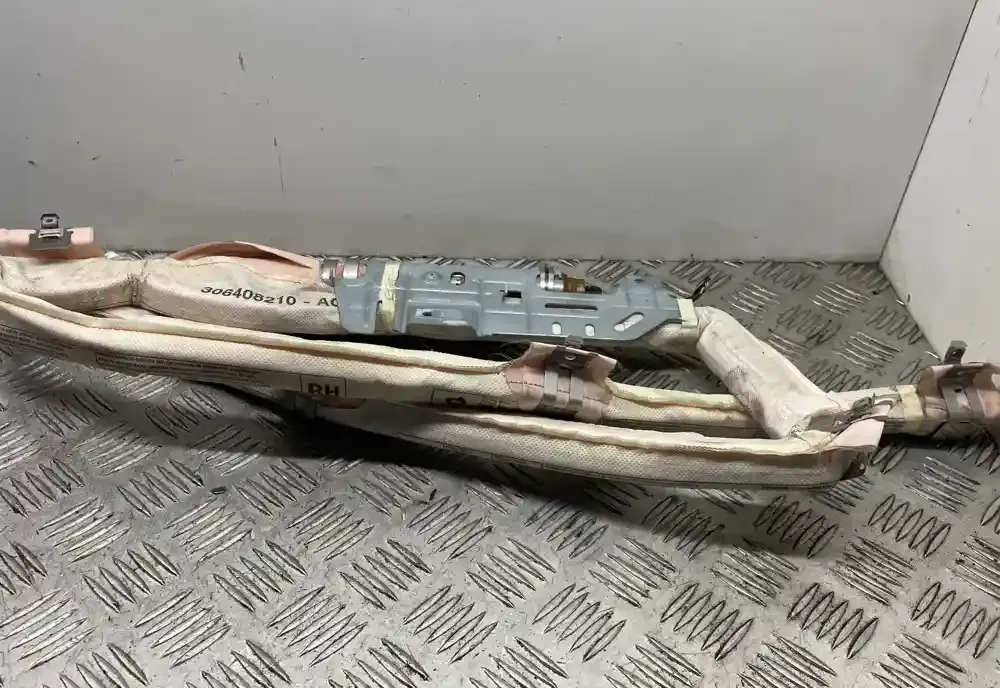 09B028ST0383 штора подушек безопасности BMW 7 F01 F02 F03 F04 2009