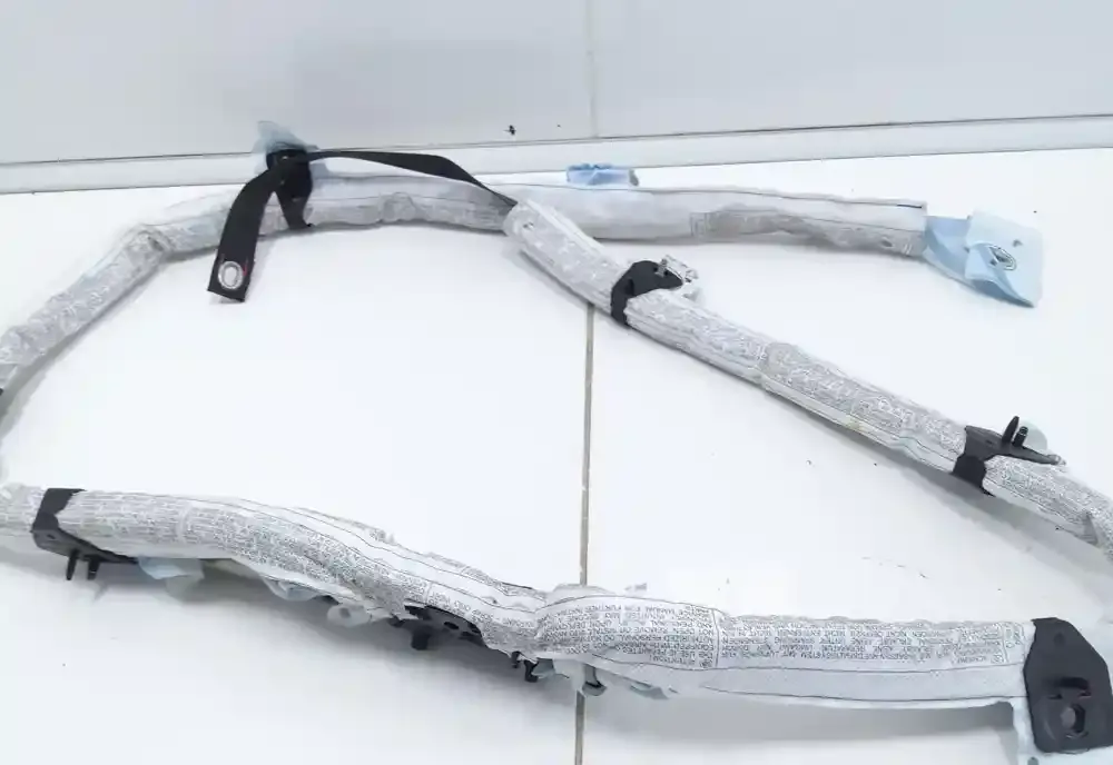 84342022504 штора подушек безопасности BMW X3 E83 2010