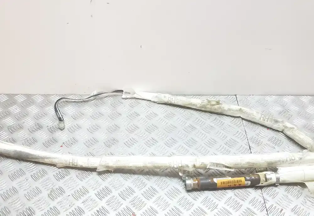 312NRH штора подушок безпеки Toyota Avensis T250 2005