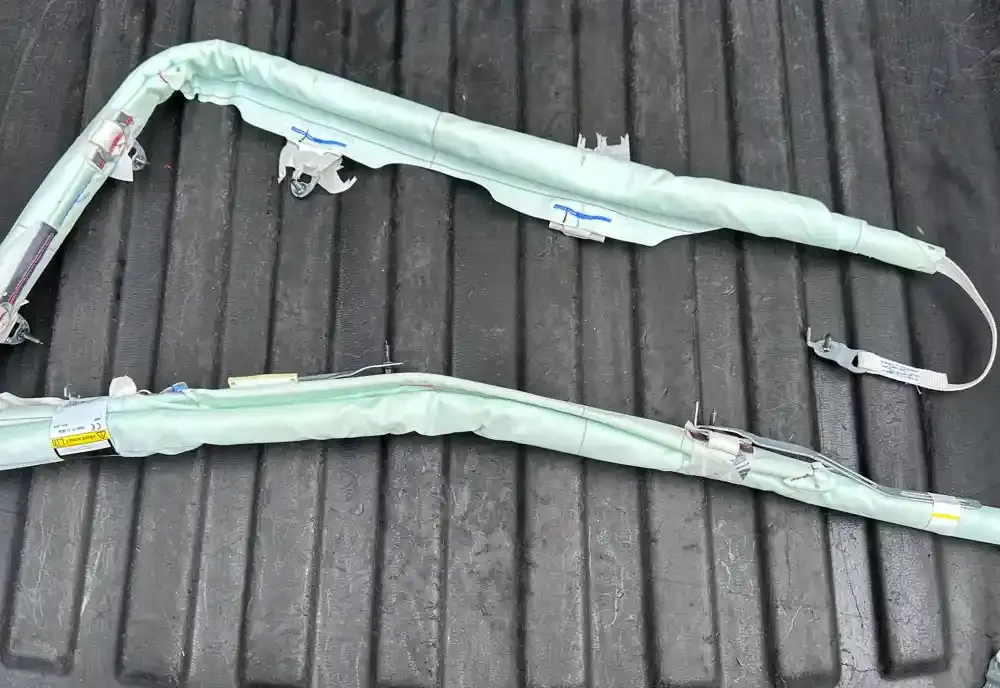 P31455872 штора подушок безпеки Volvo S90, V90 2018